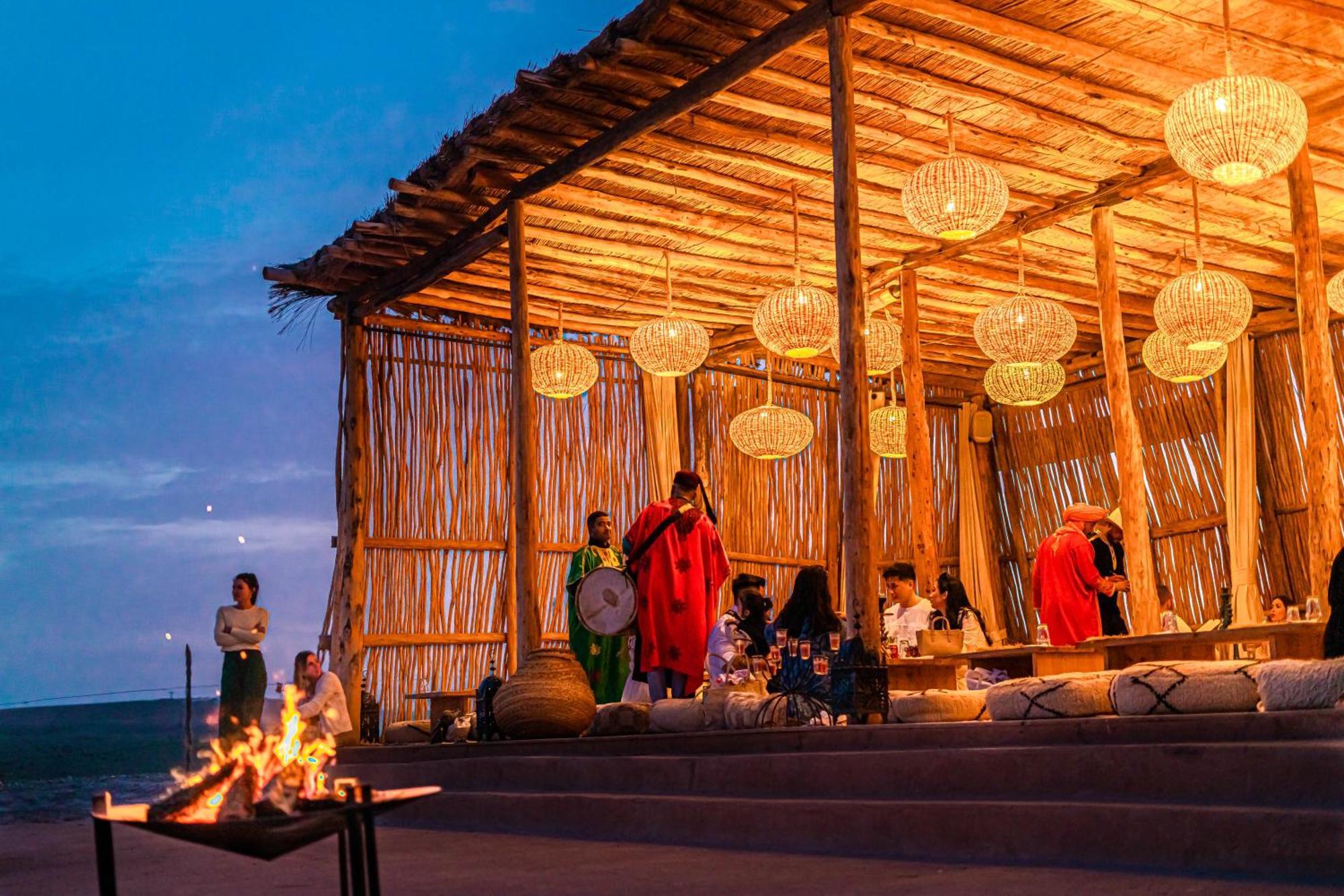 خيمة فخمة Alkamar Camp Agafay El Karia